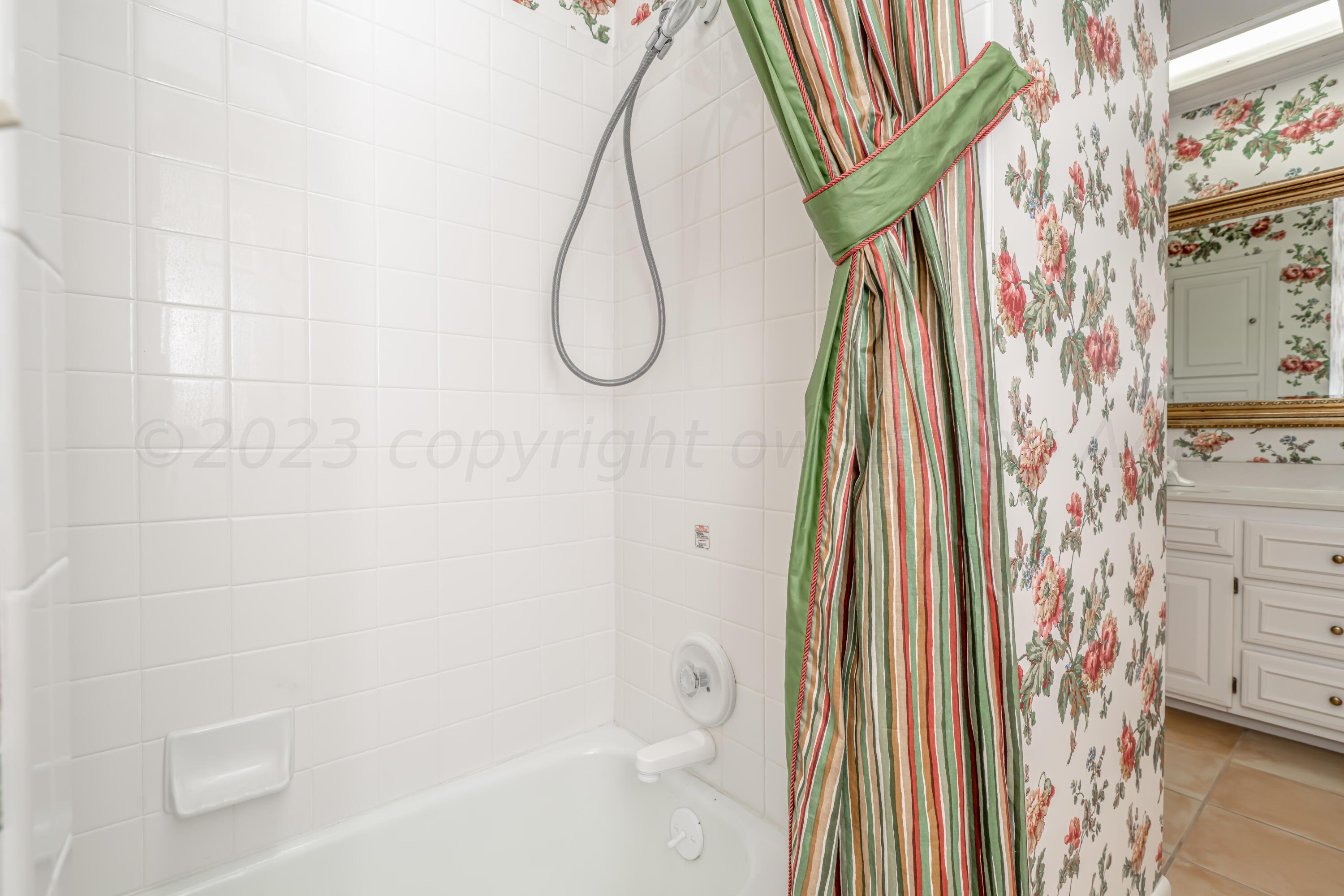 3416 Rutson Drive Amarillo, TX 79109 - Photo 40 of 43 3416 Rutson-31 BATHROOM