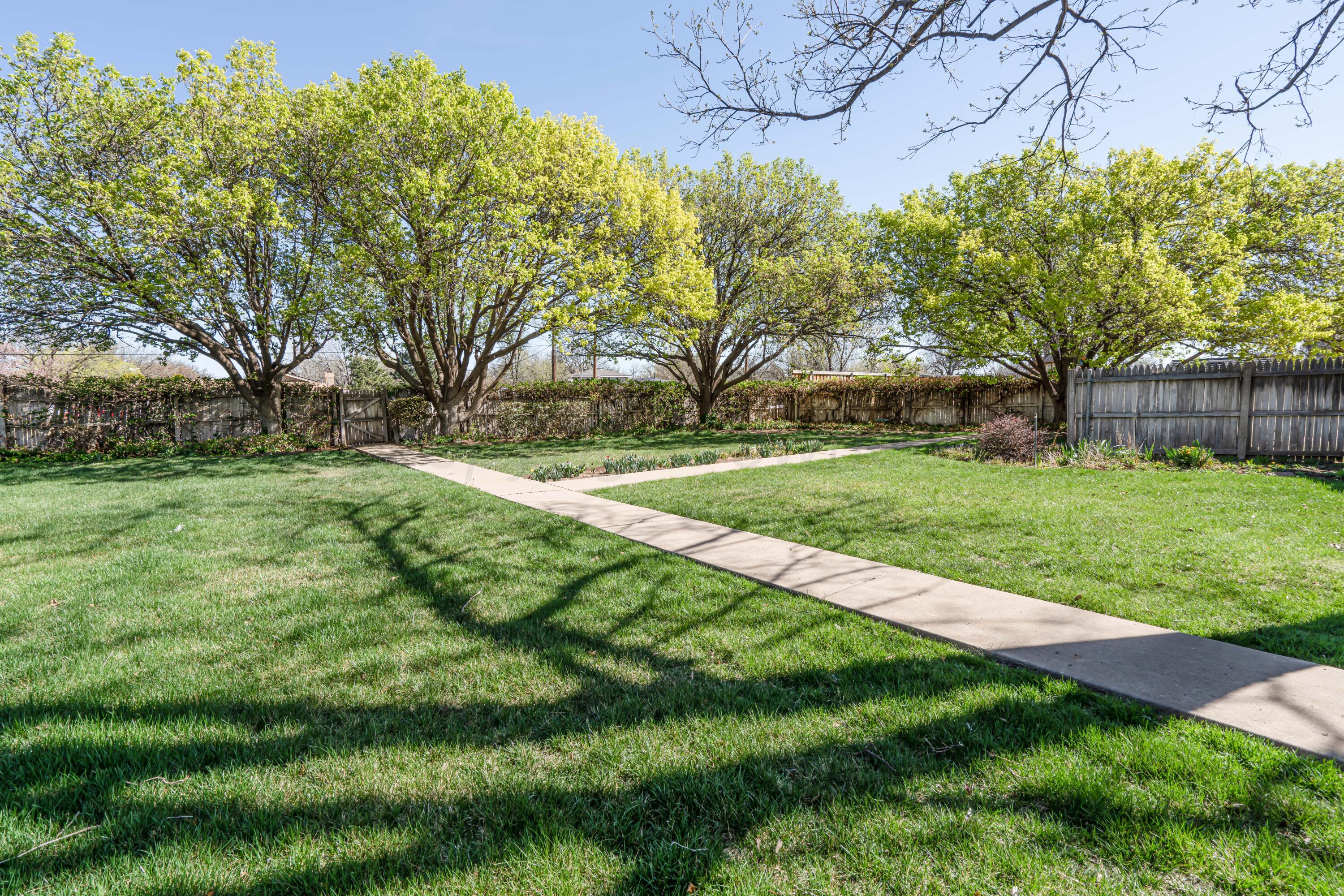 3416 Rutson Drive Amarillo, TX 79109 - Photo 7 of 43 3416 Rutson-7