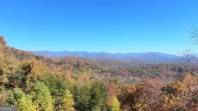 a view of a mountains