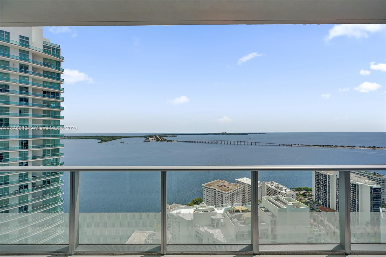 1300 Brickell Bay Drive, Unit 3902 Miami, FL 33131 - Photo 2 of 35