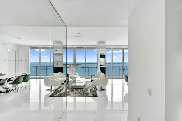 $8,500 | 1300 Brickell Bay Drive, Unit 3902, Miami, FL 33131
