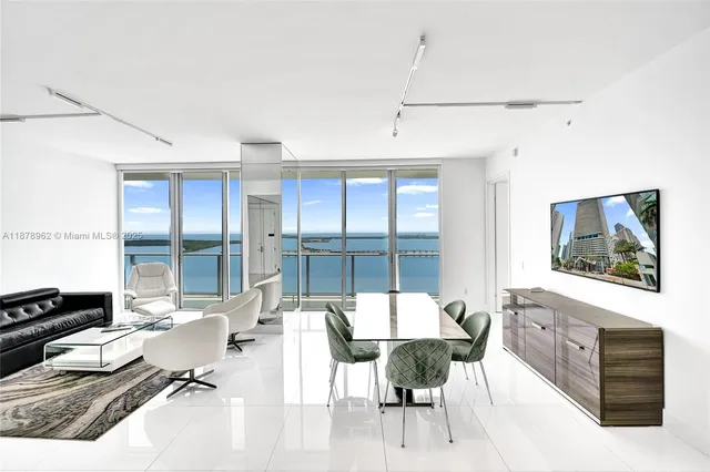 $8,500 | 1300 Brickell Bay Drive, Unit 3902, Miami, FL 33131
