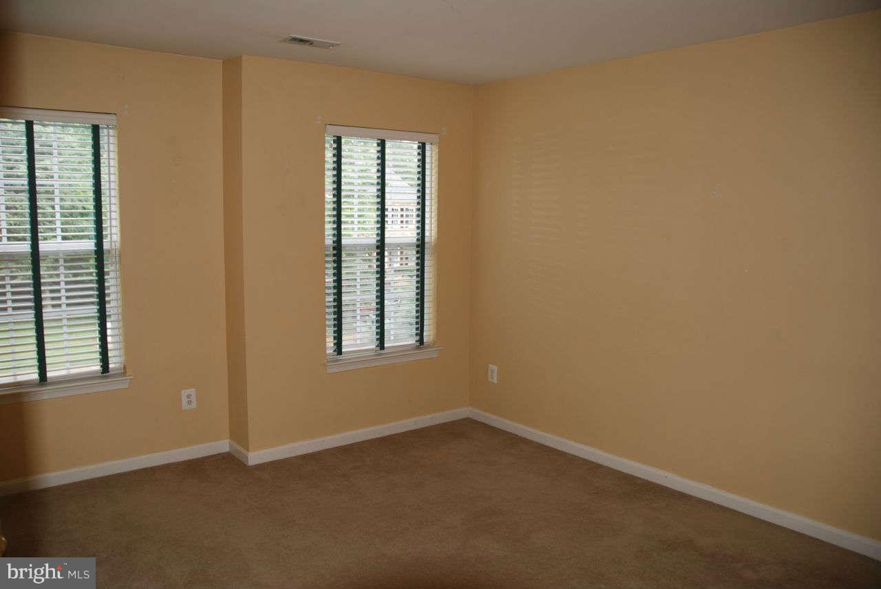 14249 Clubhouse Road Gainesville, VA 20155 - Photo 15 of 21 Bedroom 3
