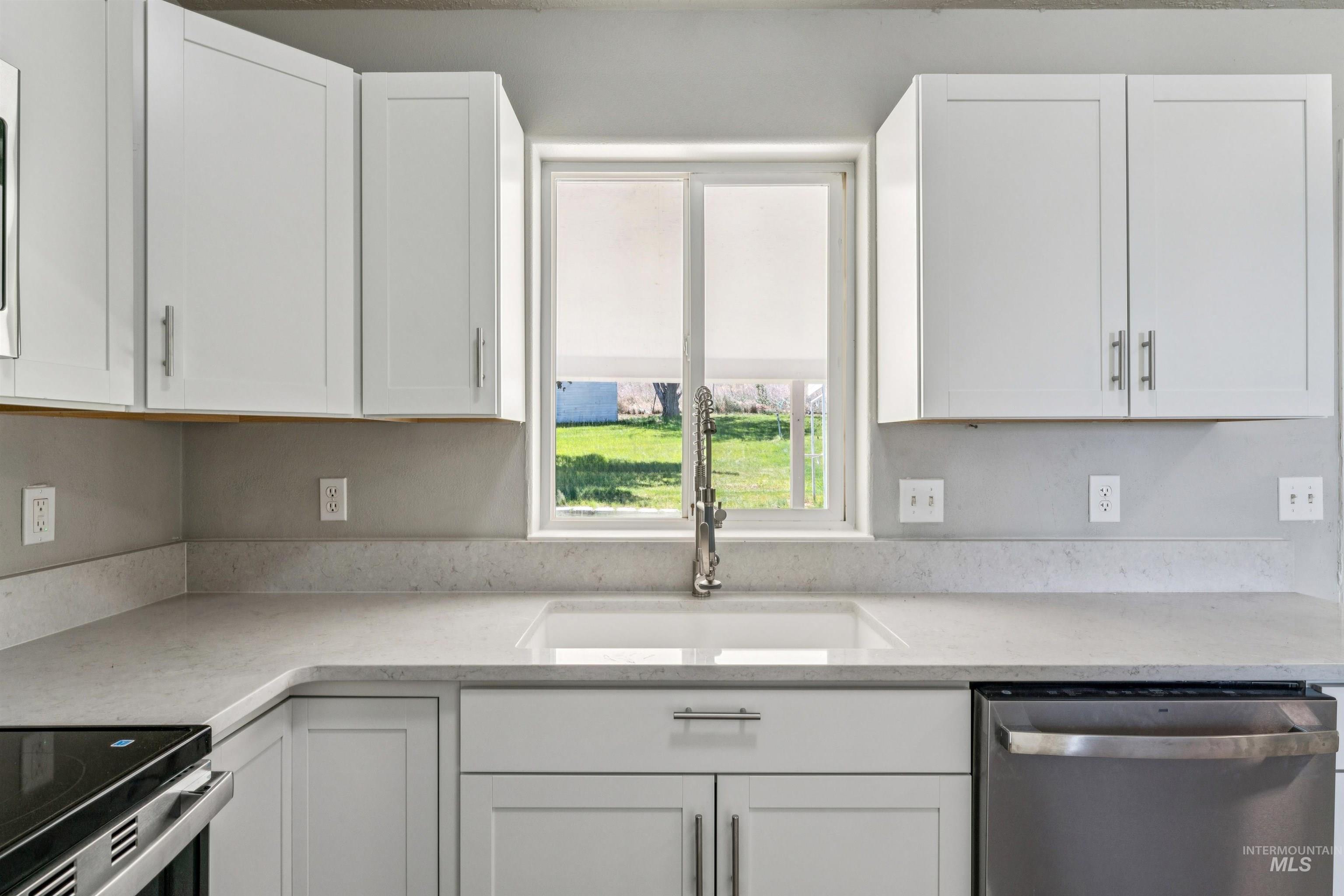 28135 Canal Road Parma, ID 83660 - Photo 17 of 50