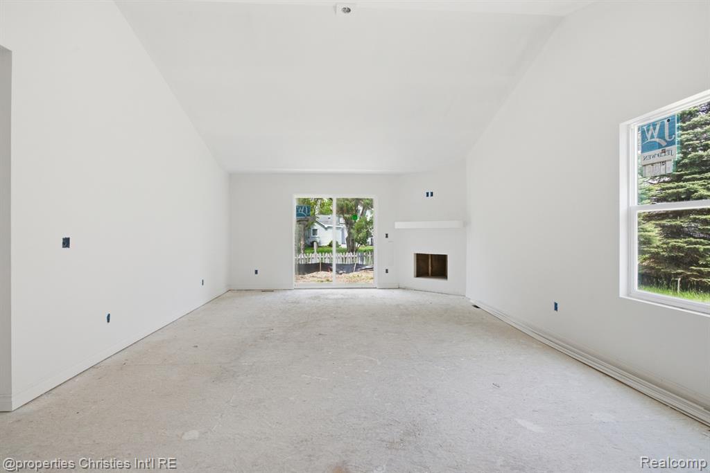 757 Nelson's Ridge Drive, Unit 2 Howell, MI 48843 - Photo 13 of 25