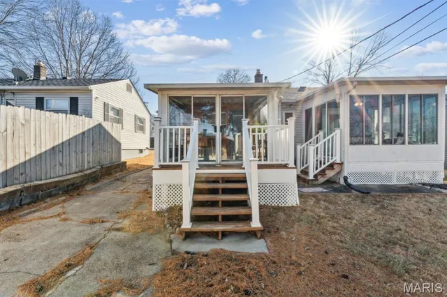 $235,000 | 6511 Southwest Avenue, St. Louis, MO 63139