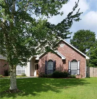 $359,000 | 476 Choctaw Drive, Abita Springs, LA 70420