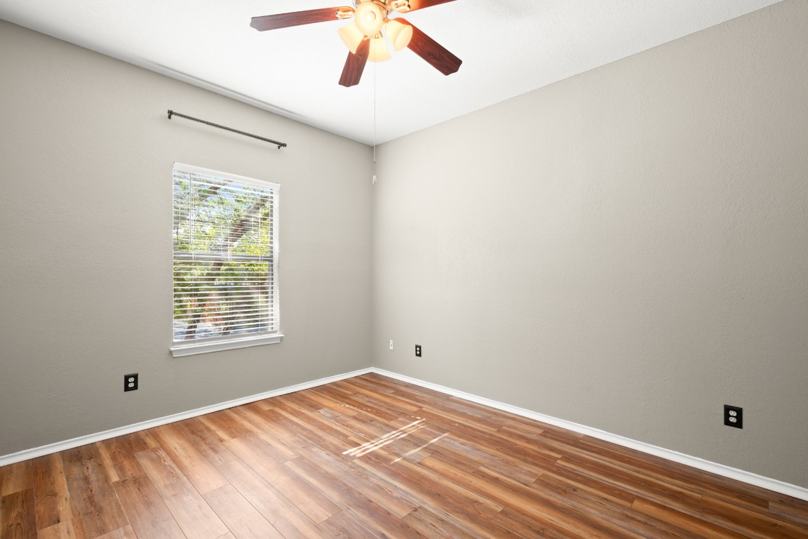 4711 Spicewood Springs Road, Unit 260 Austin, TX 78759 - Photo 17 of 20 a view of an empty room with a window