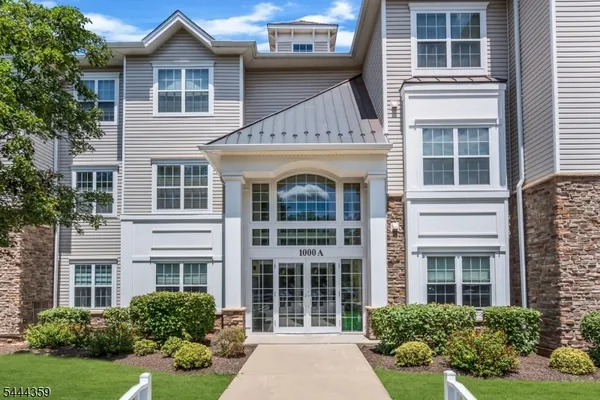 $450,000 | 1201 Conrad Way, Somerset, NJ 08873