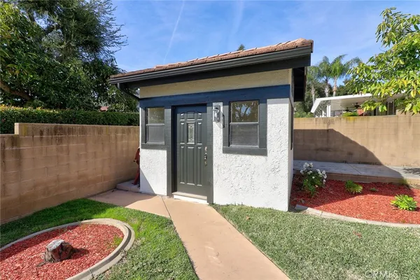 $1,595,000 | 605 North Live Oak Avenue, Glendora, CA 91741