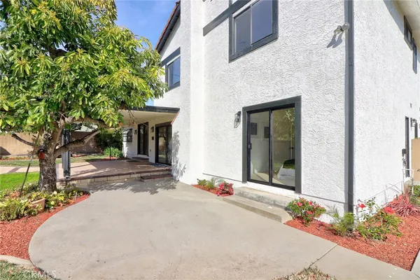 $1,595,000 | 605 North Live Oak Avenue, Glendora, CA 91741