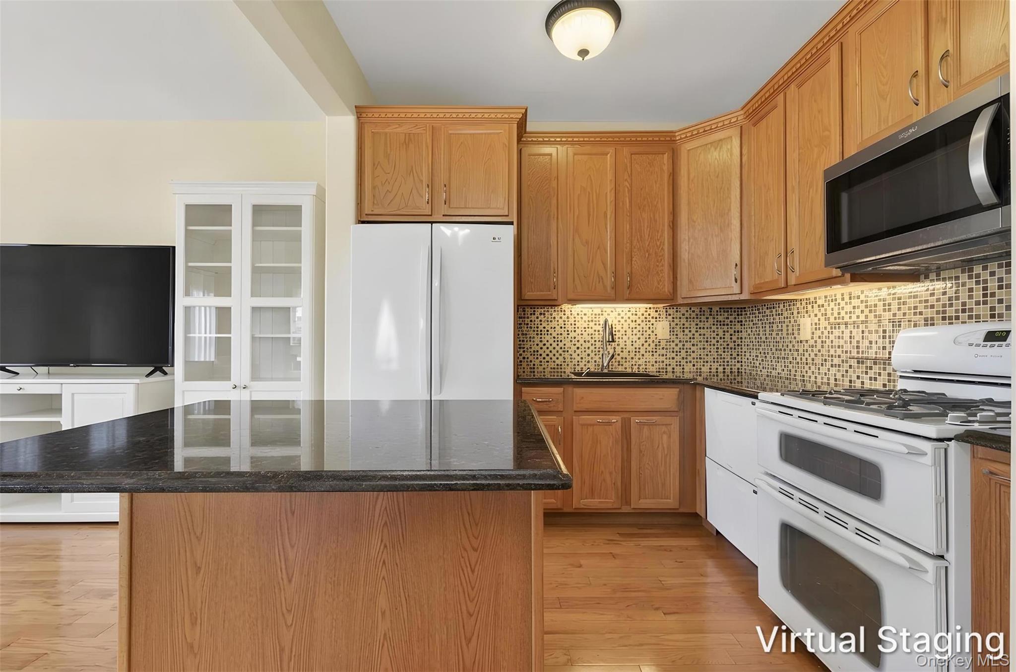 7110 Beach Front Road Queens, NY 11692 - Photo 8 of 22