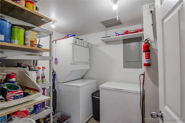 $299,900 | 74 Wrenwood Circle, Unit 3B, Lake Ozark, MO 65049