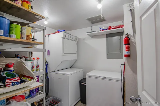 $299,900 | 74 Wrenwood Circle, Unit 3B, Lake Ozark, MO 65049