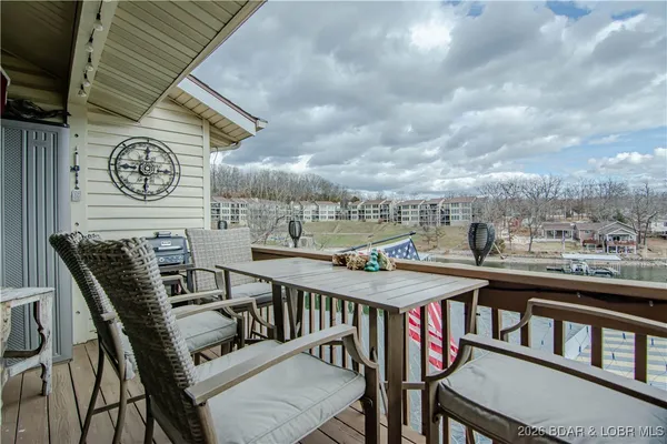 $299,900 | 74 Wrenwood Circle, Unit 3B, Lake Ozark, MO 65049