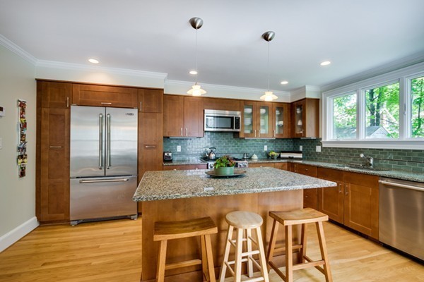 43 Ravine Road Medford, MA 02155 - Photo 6 of 26 Gallery Image 6