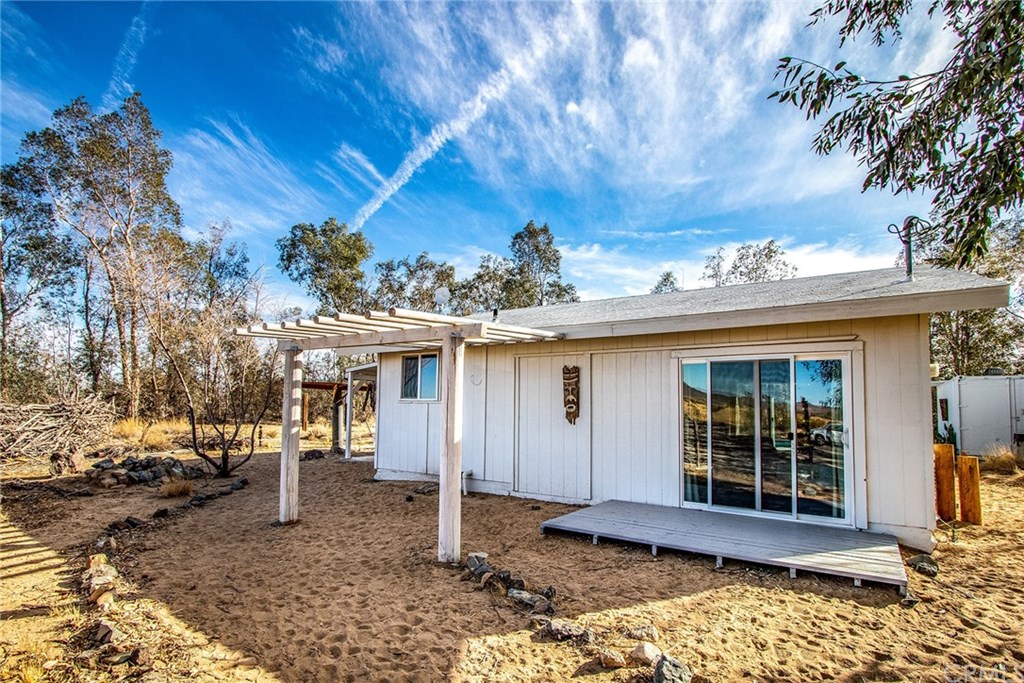 65123 Cobalt Road Joshua Tree, CA 92252 - Photo 11 of 33