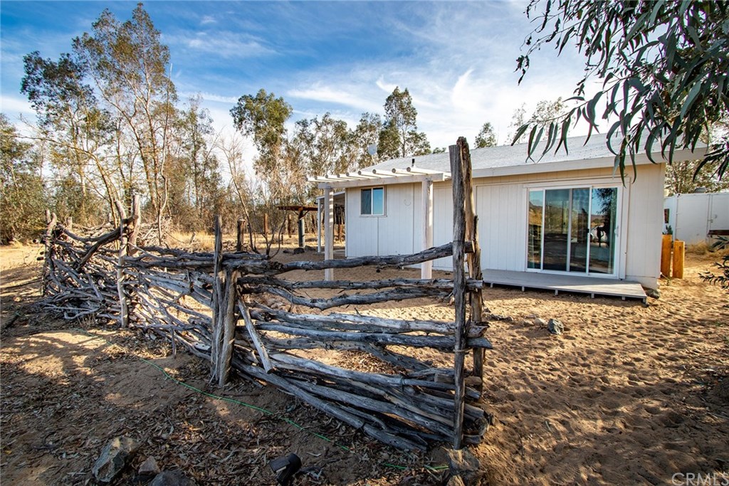 65123 Cobalt Road Joshua Tree, CA 92252 - Photo 21 of 33