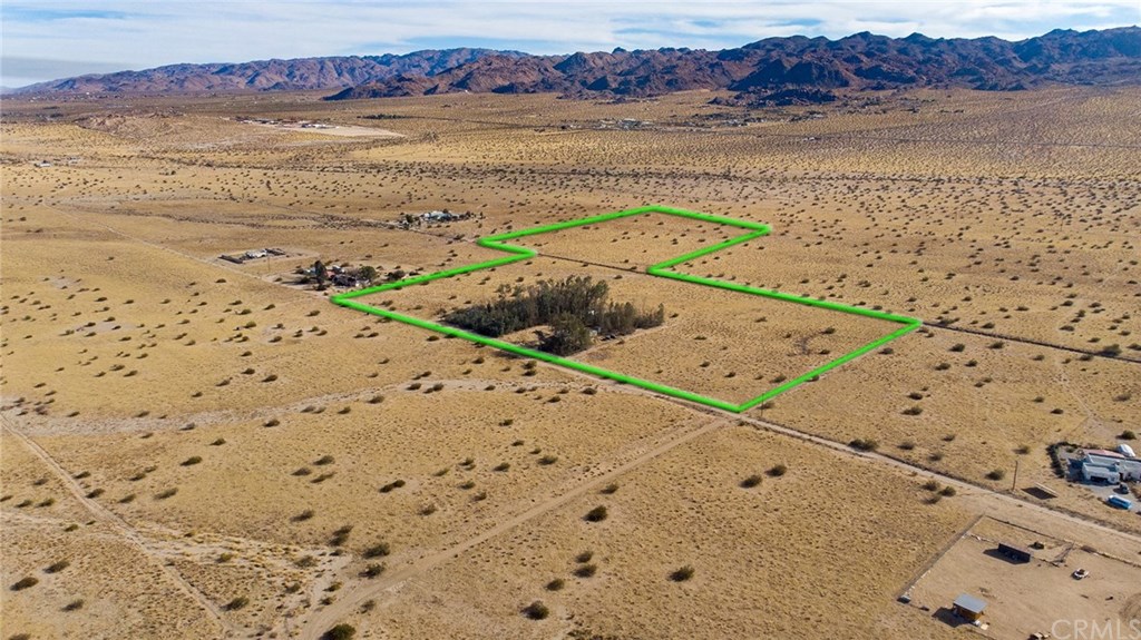 65123 Cobalt Road Joshua Tree, CA 92252 - Photo 7 of 33