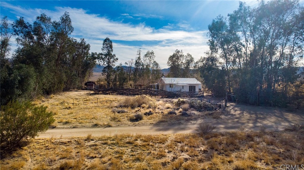 65123 Cobalt Road Joshua Tree, CA 92252 - Photo 9 of 33