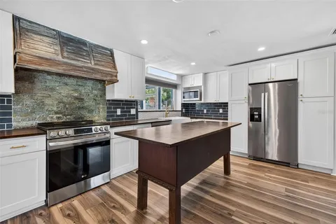 $629,000 | 1674 34th Avenue North, St. Petersburg, FL 33713