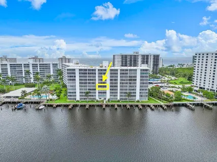 $385,000 | 3310 South Ocean Boulevard, Unit 528D, Highland Beach, FL 33487