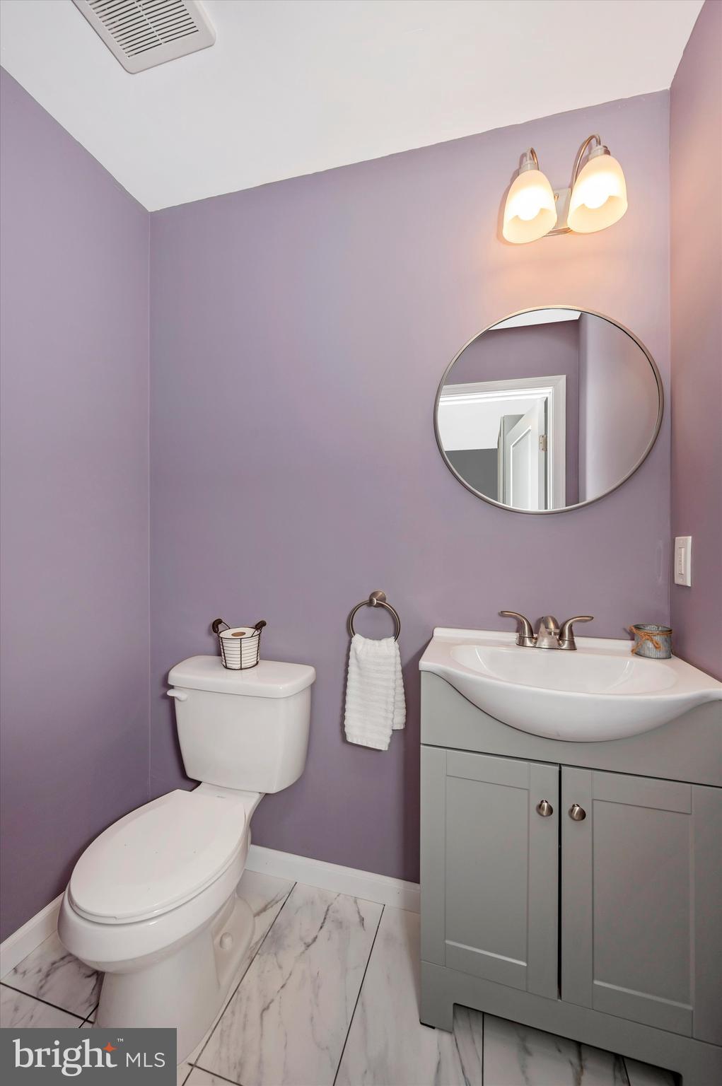 429 Quaker Hill Road Union Bridge, MD 21791 - Photo 21 of 43 Main Level Powder Room