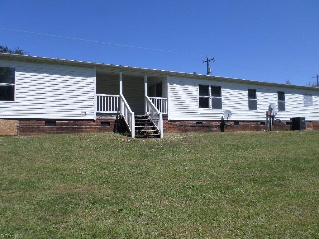 4909 Forbush Road East Bend, NC 27018 - Photo 9 of 10 Gallery Image 9