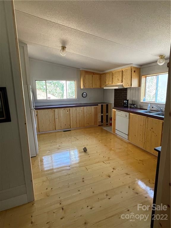 546 Battle Branch Road Franklin, NC 28734 - Photo 7 of 37 Gallery Image 7