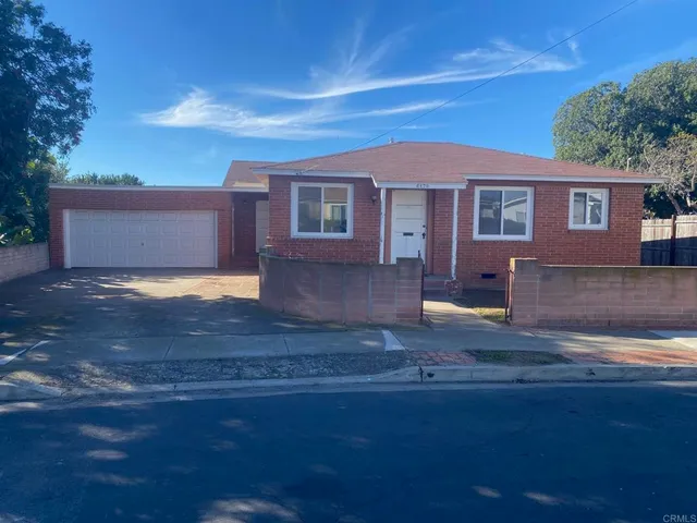 $1,100,000 | 6470 Lanston Street, San Diego, CA 92111