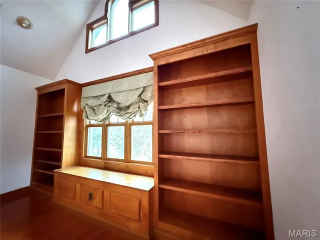 $445,000 | 2304 North 1st Street, Fayetteville, IL 62258