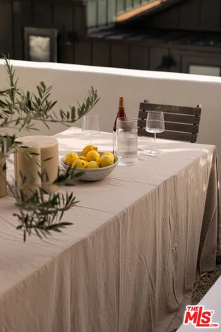 a close view of sink