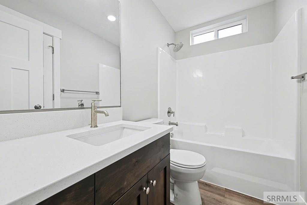 534 Fieldstone Drive Rigby, ID 83442 - Photo 10 of 15 Bathroom 2