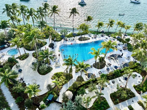 $2,850 | 1500 Bay Road, Unit 450S, Miami Beach, FL 33139
