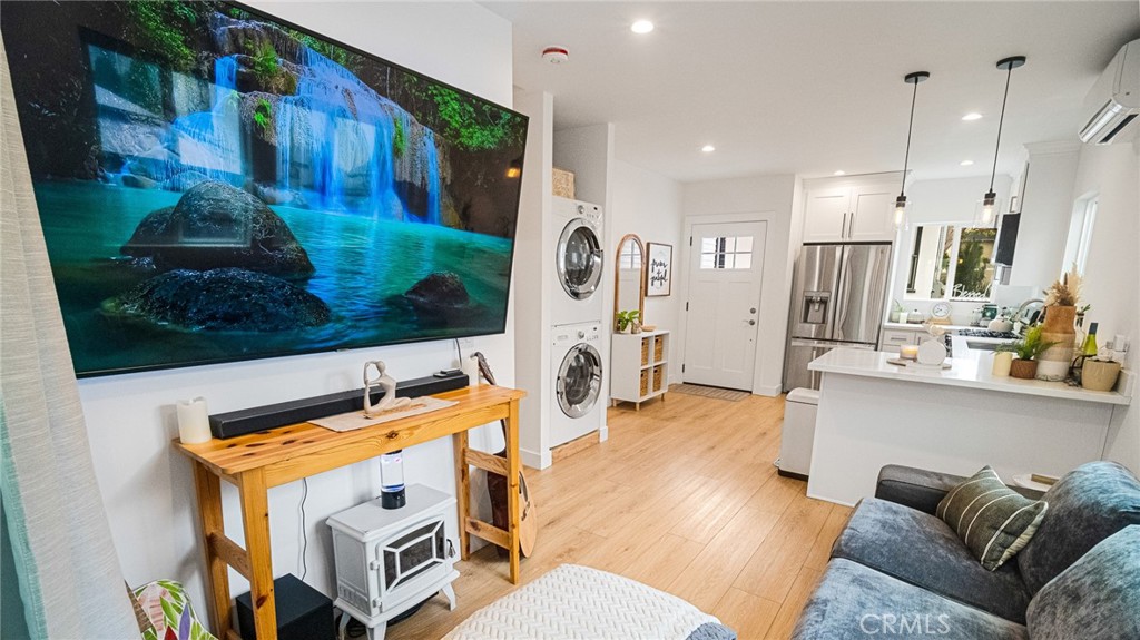 237 West 6th Street Long Beach, CA 90802 - Photo 34 of 42