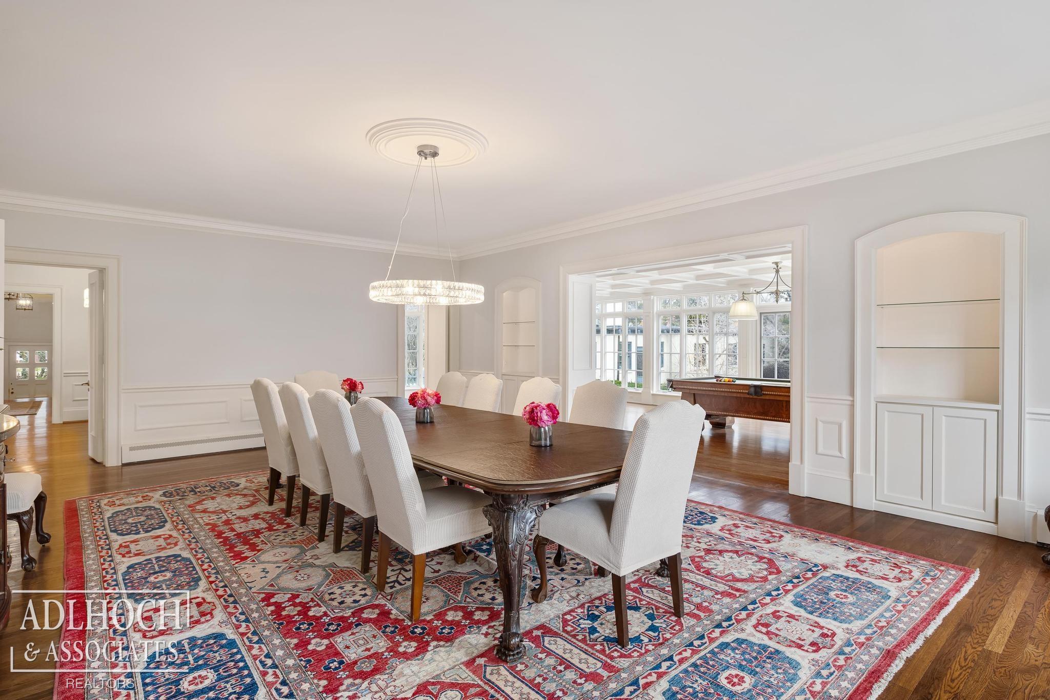 166 Cloverly Road Grosse Pointe, MI 48236 - Photo 11 of 72 50168102-66b4059c-fae1-4983-8554-52fa6abaf784.JPG