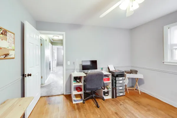 $475,000 | 915 South Na Wa Ta Avenue, Mount Prospect, IL 60056