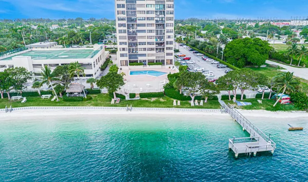 $3,000 | 5600 North Flagler Drive, West Palm Beach, FL 33407