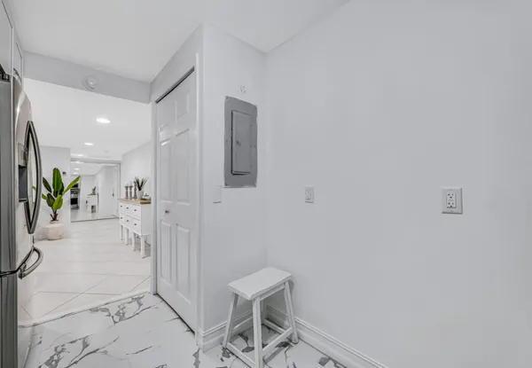 $3,000 | 5600 North Flagler Drive, West Palm Beach, FL 33407