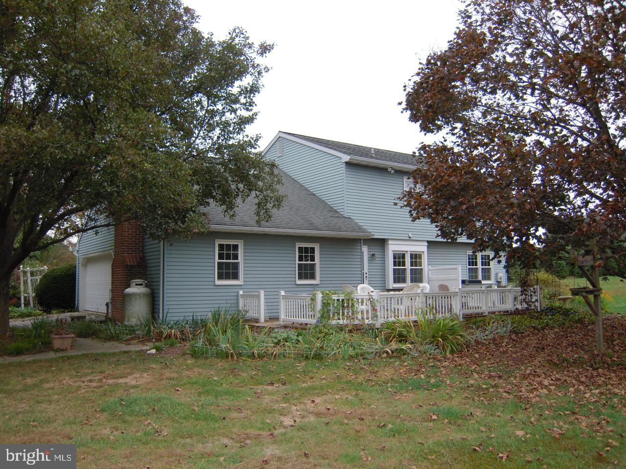 852 Ballstown Road Lititz, PA 17543 - Photo 2 of 25