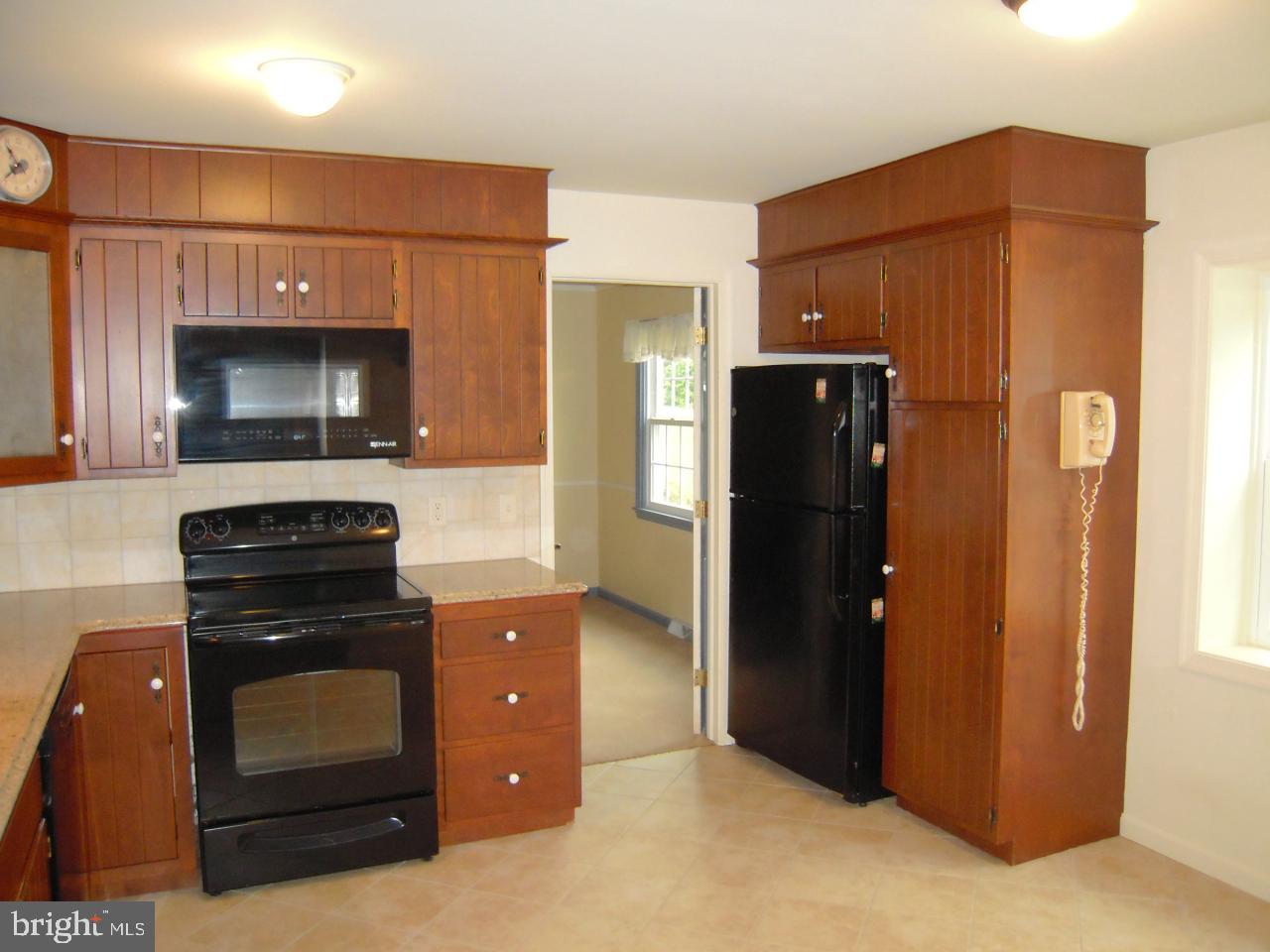 852 Ballstown Road Lititz, PA 17543 - Photo 13 of 25
