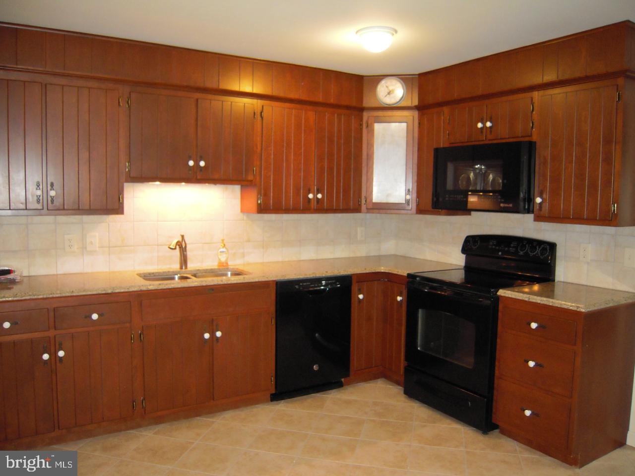 852 Ballstown Road Lititz, PA 17543 - Photo 14 of 25