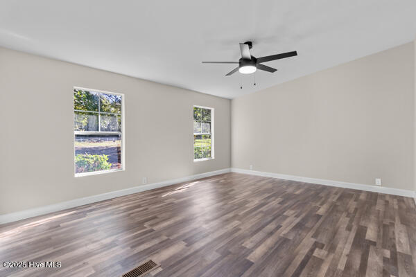 1320 Sloop Point Road Hampstead, NC 28443 - Photo 13 of 28 005_cxuB