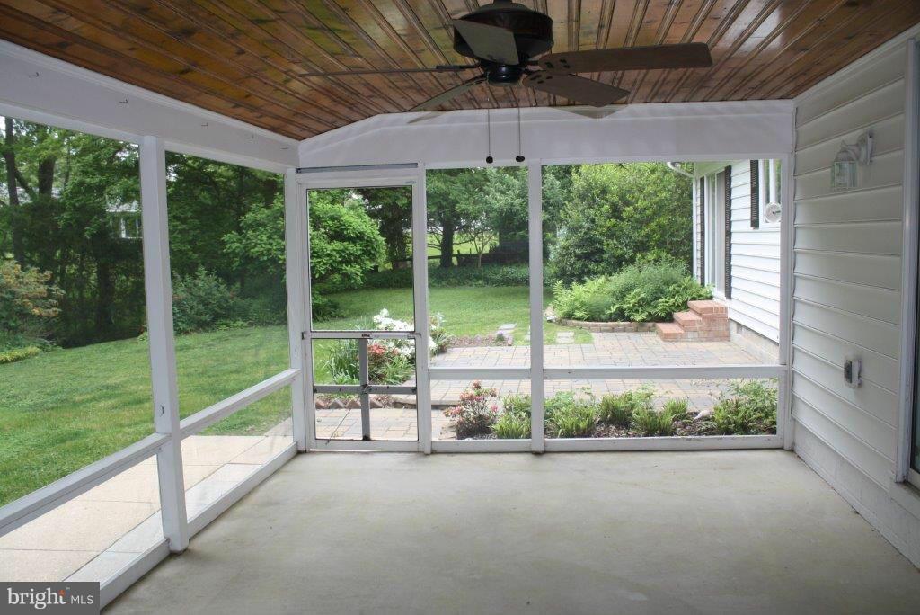603 Windmill Road Easton, MD 21601 - Photo 9 of 12 Screened Porch