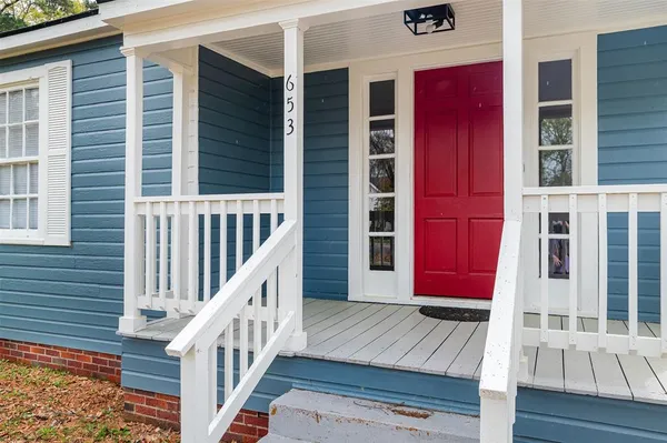 $1,200 | 653 College Street, Shreveport, LA 71104