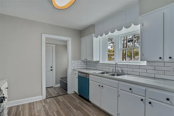 $1,200 | 653 College Street, Shreveport, LA 71104