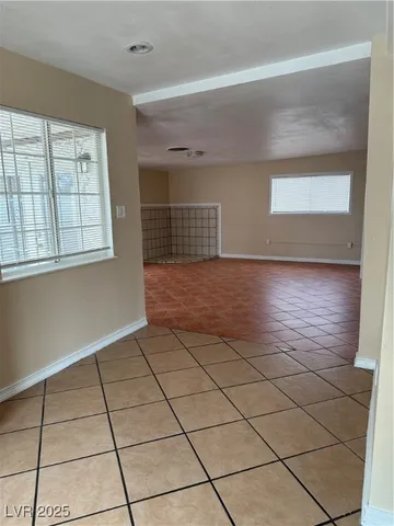$1,800 | 5504 West Bartlett Avenue, Las Vegas, NV 89108