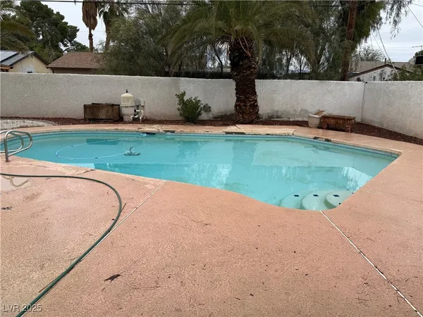 $1,700 | 5504 West Bartlett Avenue, Las Vegas, NV 89108