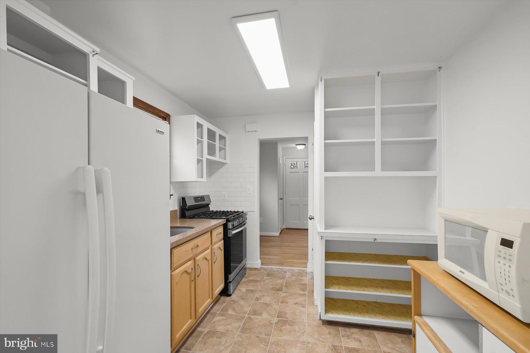 1523 Jasper Street Silver Spring, MD 20902 - Photo 10 of 41 Kitchen