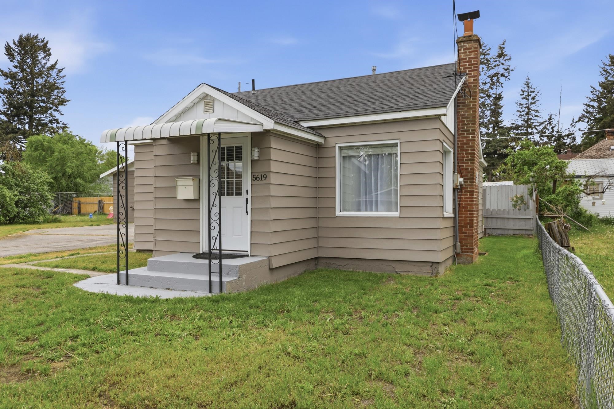5619 North Regal Street Spokane, WA 99208 - Photo 2 of 38
